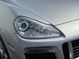 
										2009 Porsche Cayenne GTS full									