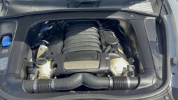 
										2009 Porsche Cayenne GTS full									