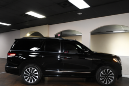 
										2023 Lincoln Navigator Reserve full									