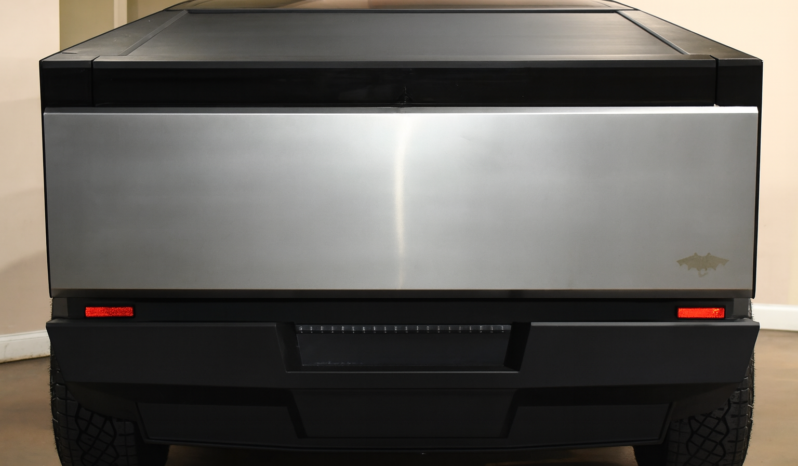 
								2024 Tesla Cybertruck Cyberbeast full									