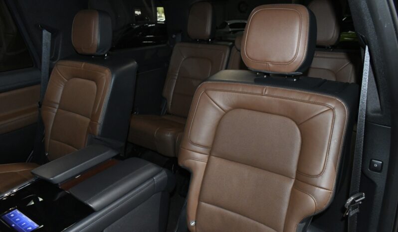 
								2023 Lincoln Navigator Reserve full									