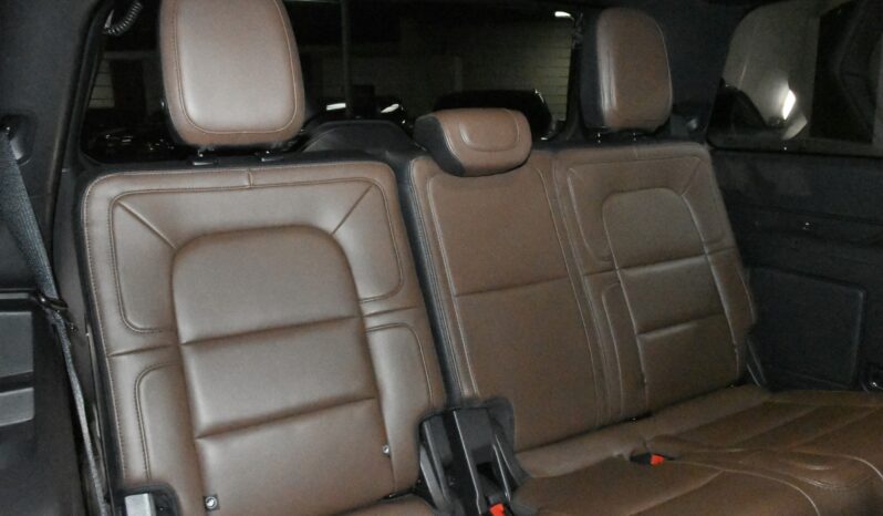 
								2023 Lincoln Navigator Reserve full									