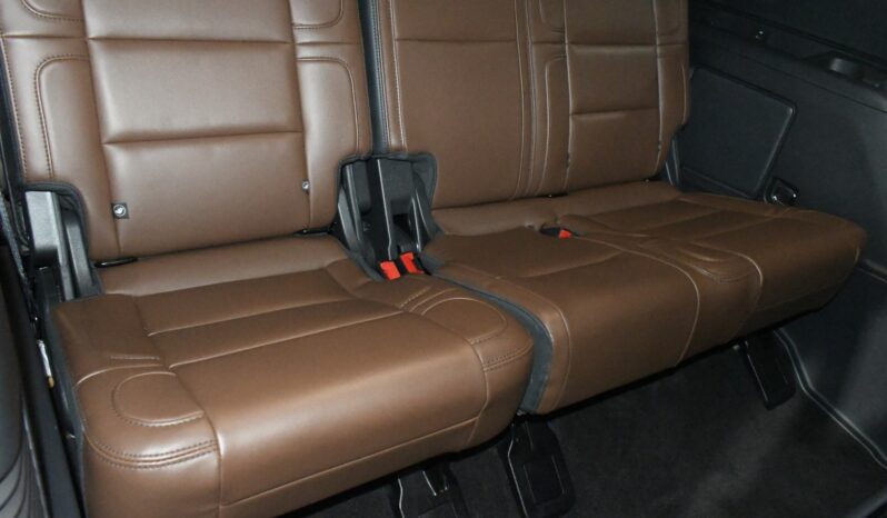 
								2023 Lincoln Navigator Reserve full									