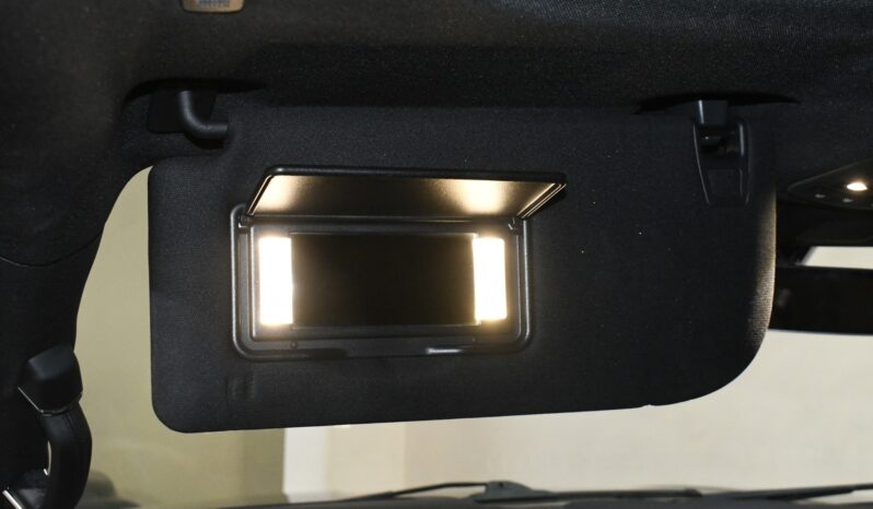 
								2023 Lincoln Navigator Reserve full									