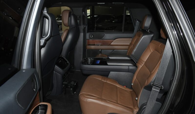 
								2023 Lincoln Navigator Reserve full									