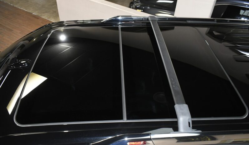 
								2023 Lincoln Navigator Reserve full									