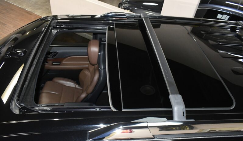 
								2023 Lincoln Navigator Reserve full									