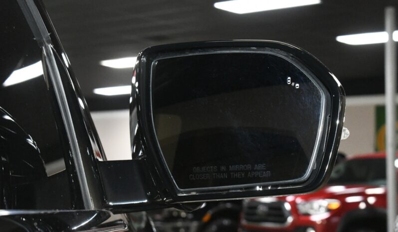 
								2023 Lincoln Navigator Reserve full									