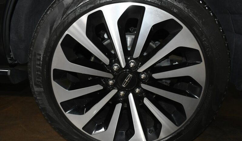 
								2023 Lincoln Navigator Reserve full									