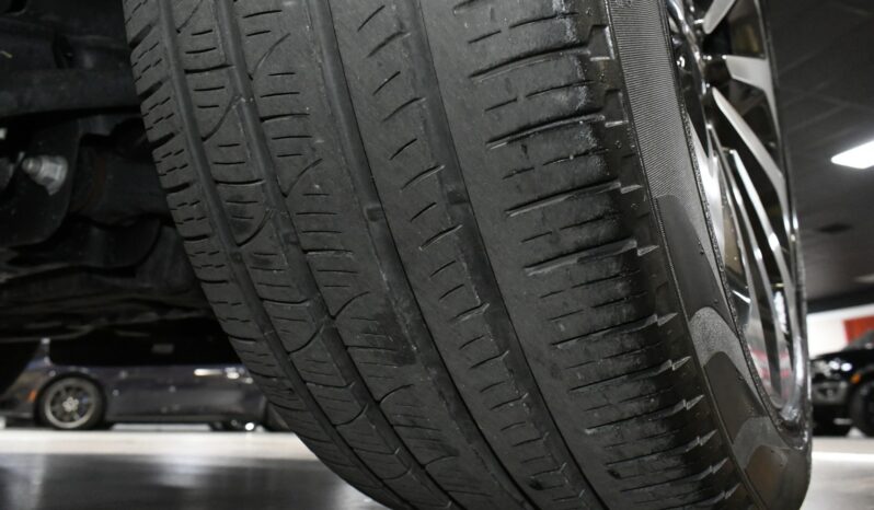 
								2023 Lincoln Navigator Reserve full									