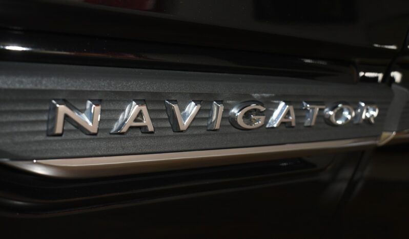 
								2023 Lincoln Navigator Reserve full									