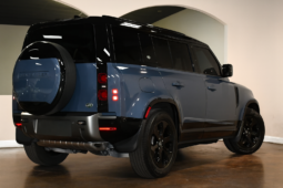 
										2023 Land Rover Defender 110 X-Dynamic SE full									