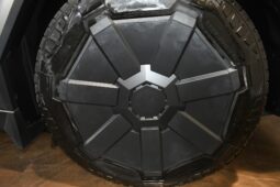 
										2024 Tesla Cybertruck Cyberbeast full									