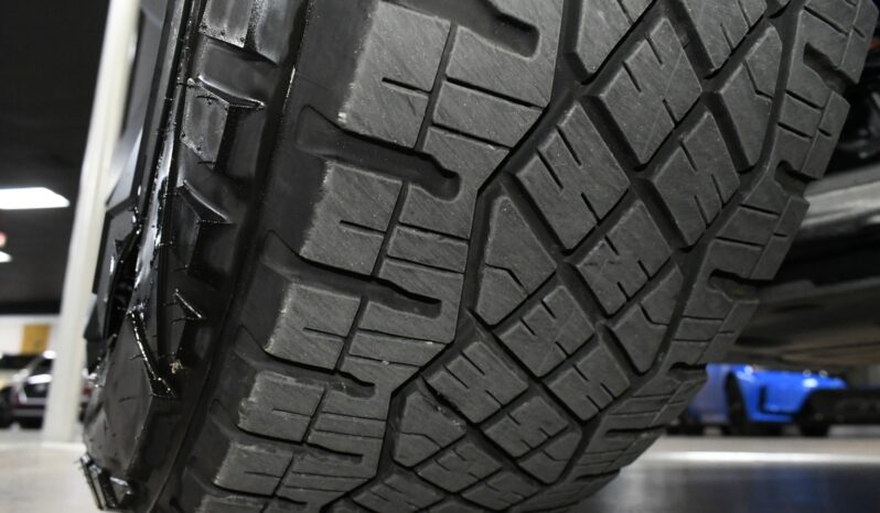 
								2024 Tesla Cybertruck Cyberbeast full									