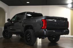 
										2024 Toyota Tundra SR5 full									