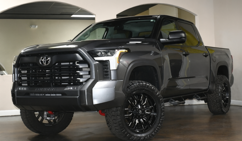 
								2024 Toyota Tundra SR5 full									