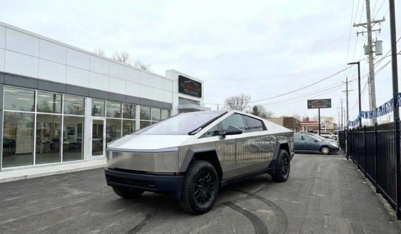 
								2024 Tesla Cybertruck Cyberbeast full									