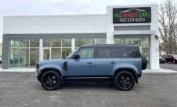 
										2023 Land Rover Defender 110 X-Dynamic SE full									