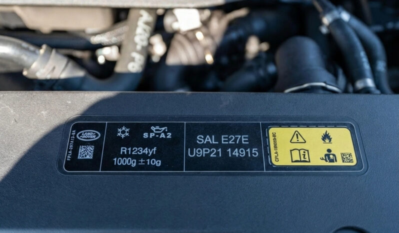 
								2023 Land Rover Defender 110 X-Dynamic SE full									