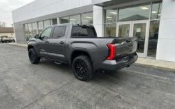 
										2024 Toyota Tundra SR5 full									