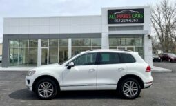 
										2015 Volkswagen Touareg Lux TDI full									