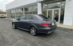 
										2014 Mercedes-Benz E550 4MATIC Sedan full									