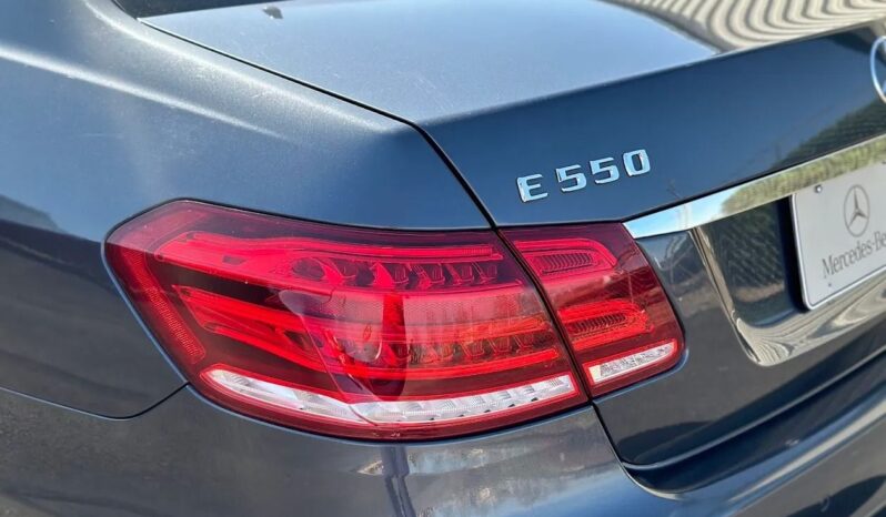 
								2014 Mercedes-Benz E550 4MATIC Sedan full									
