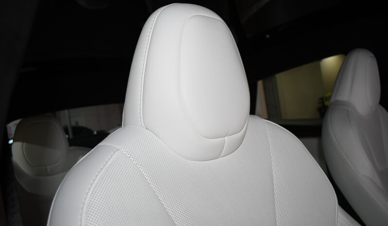 
								2023 Tesla Model S full									