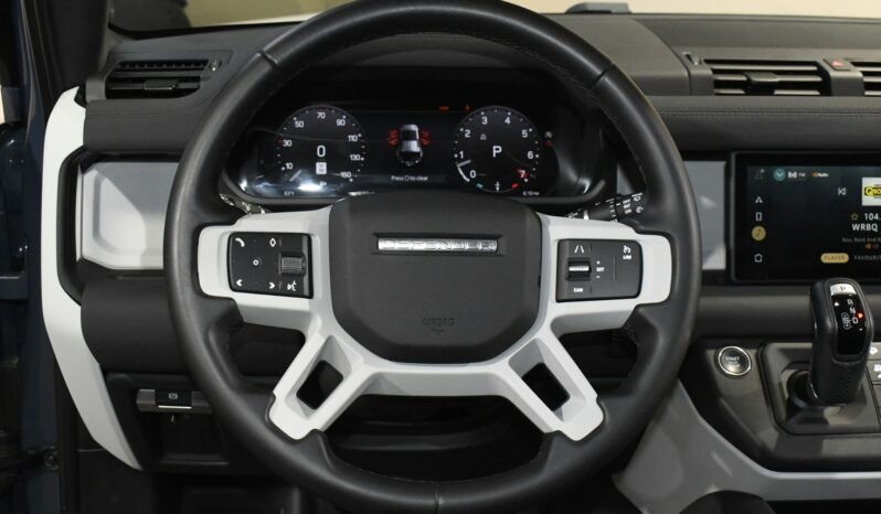 
								2023 Land Rover Defender 110 X-Dynamic SE full									