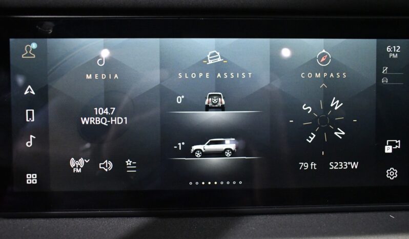 
								2023 Land Rover Defender 110 X-Dynamic SE full									