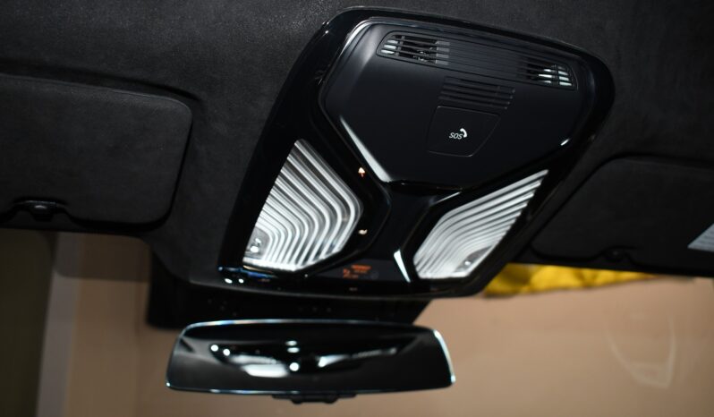 
								2022 BMW M8 Competition Gran Coupe full									