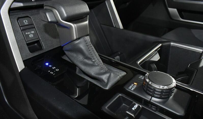 
								2024 Toyota Tundra SR5 full									