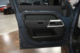 
										2023 Land Rover Defender 110 X-Dynamic SE full									