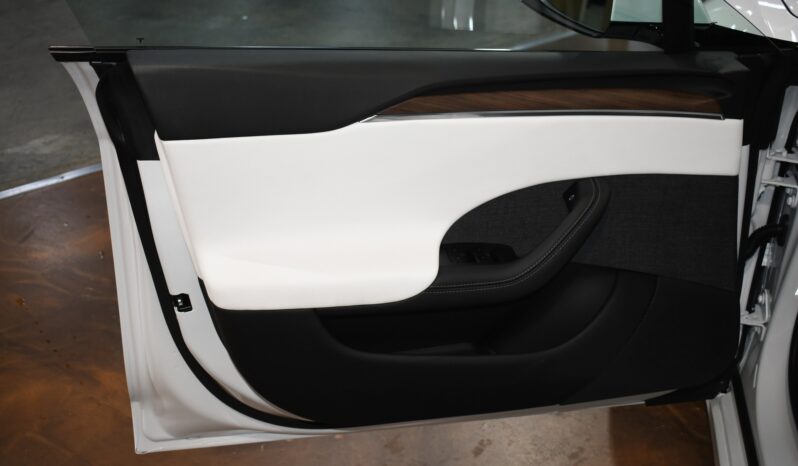 
								2023 Tesla Model S full									