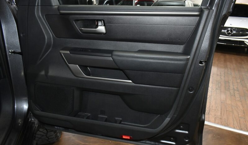 
								2024 Toyota Tundra SR5 full									