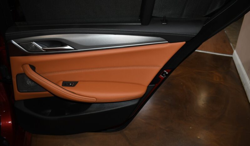 
								2021 BMW M5 Competition full									