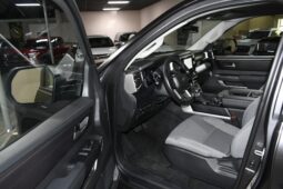 
										2024 Toyota Tundra SR5 full									