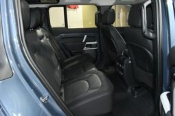 
										2023 Land Rover Defender 110 X-Dynamic SE full									