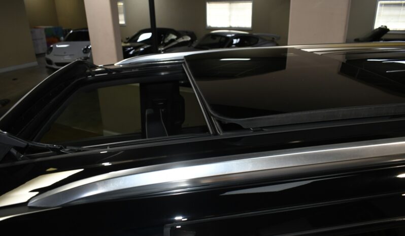 
								2023 Chevrolet Tahoe Premier full									