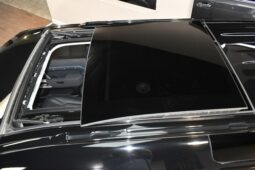 
										2023 Land Rover Defender 110 X-Dynamic SE full									