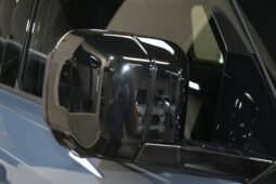 
										2023 Land Rover Defender 110 X-Dynamic SE full									