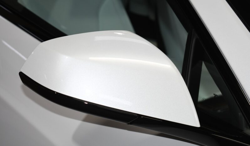 
								2023 Tesla Model S full									