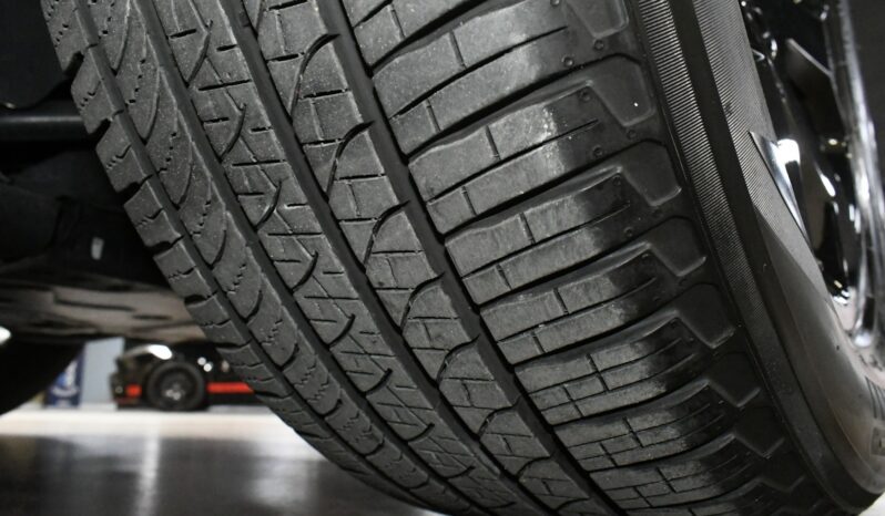 
								2023 Land Rover Defender 110 X-Dynamic SE full									