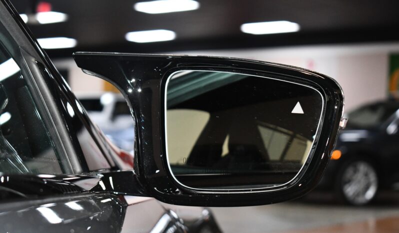 
								2022 BMW M8 Competition Gran Coupe full									