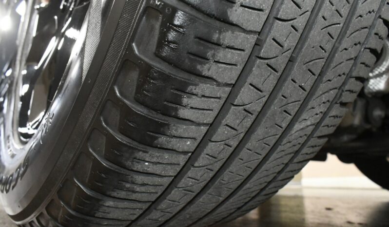 
								2023 Land Rover Defender 110 X-Dynamic SE full									