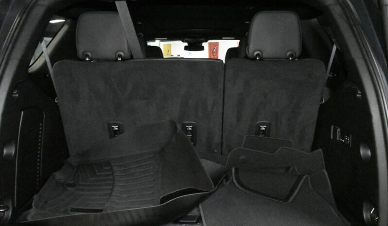 
								2023 Chevrolet Tahoe Premier full									