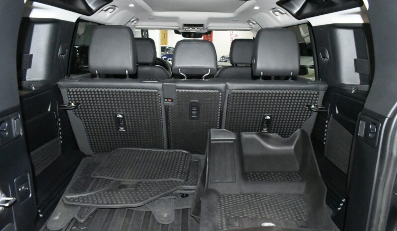 
								2023 Land Rover Defender 110 X-Dynamic SE full									