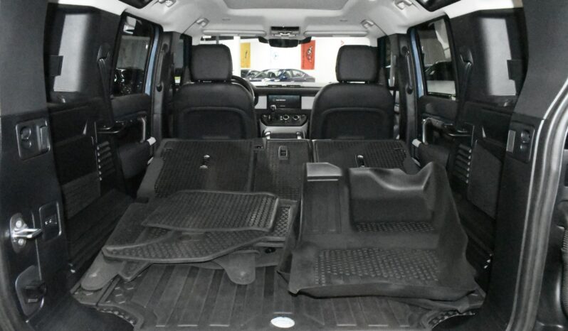 
								2023 Land Rover Defender 110 X-Dynamic SE full									