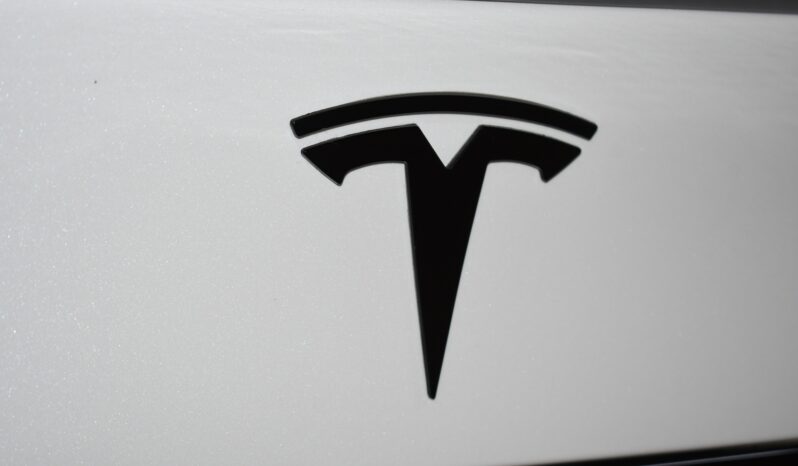 
								2023 Tesla Model S full									