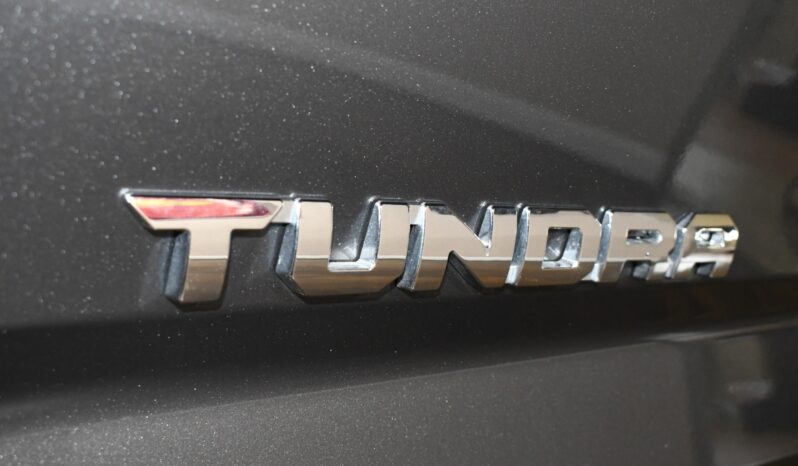 
								2024 Toyota Tundra SR5 full									